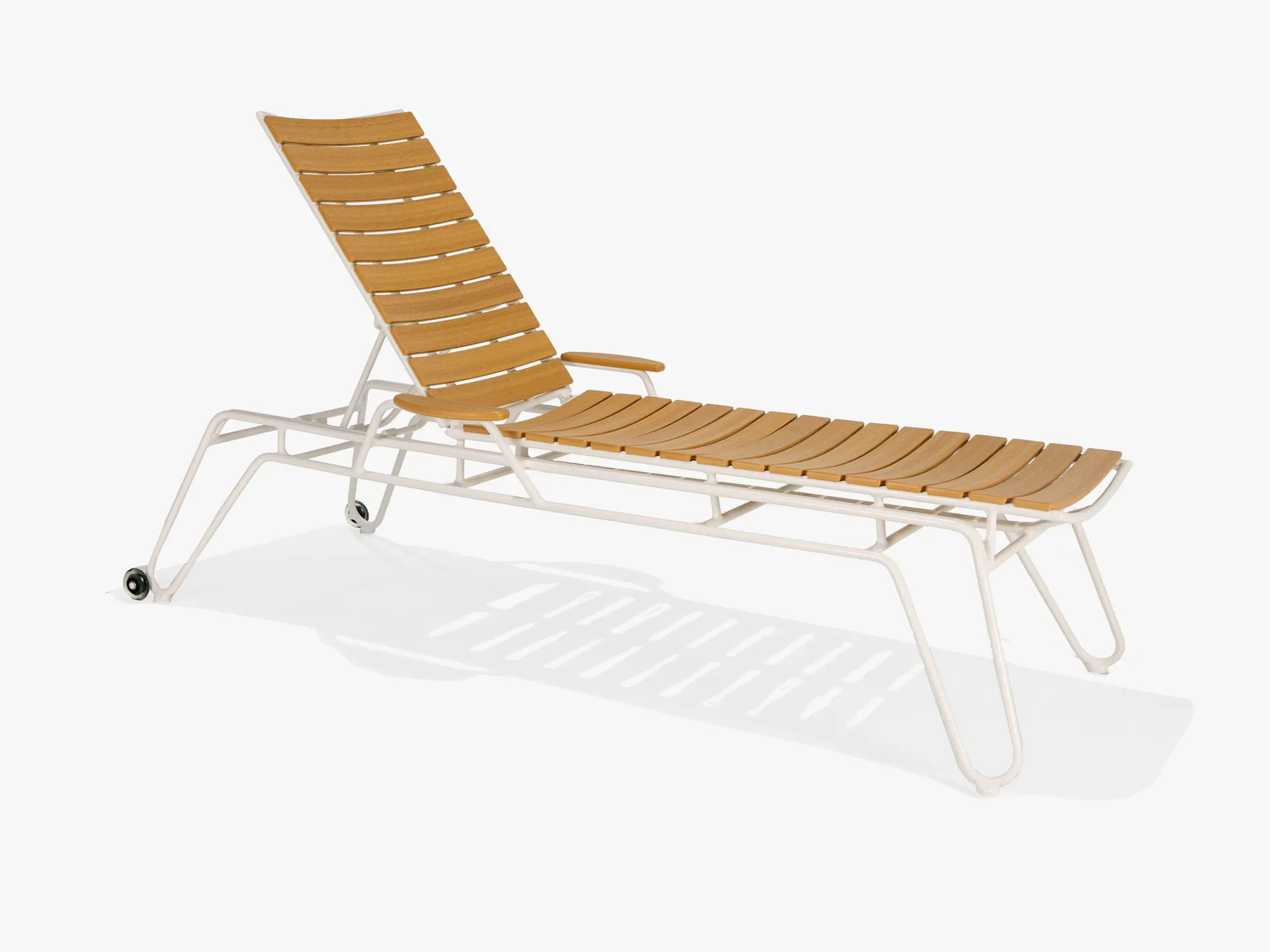 Fountainhead Collection Chaise Lounge by Texacraft